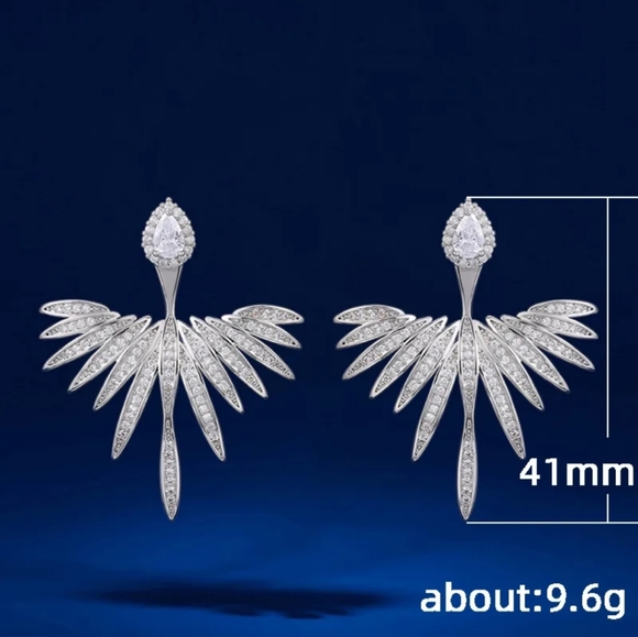 Very Pretty Angel Wings Diamond Earrings - Picture 4 of 4